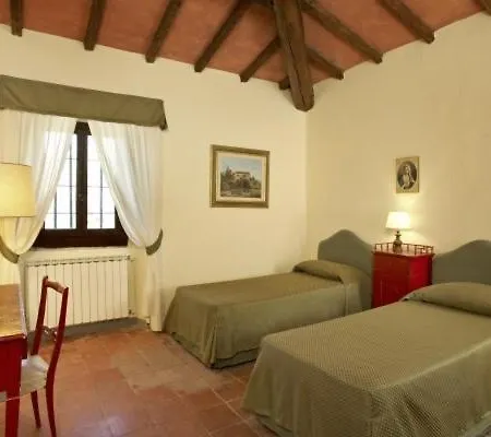 Colognole Sleeps 16 Pool Wifi Vila